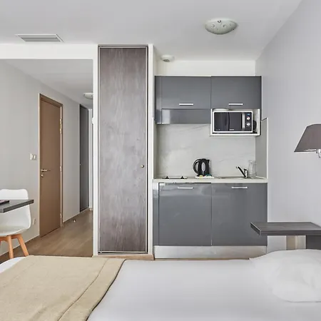 Ξενοδοχείο με διαμερίσματα Odalys Centre Gare Saint Roch 4*