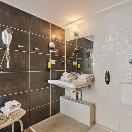 Odalys Centre Gare Saint Roch 4*