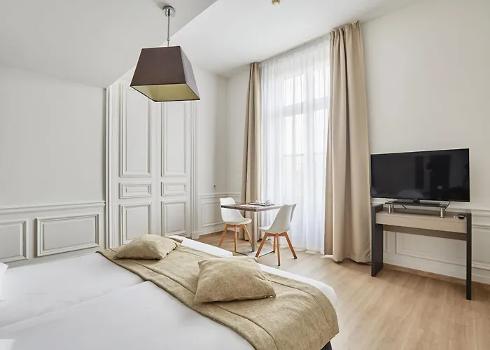 Apart-hotel Odalys - Centre Gare Saint Roch Montpellier